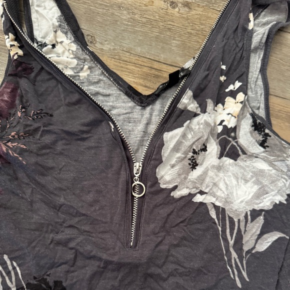 Excellent condition. - Picture 2 of 2